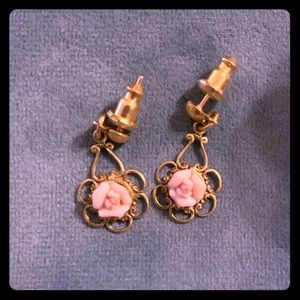 🌈 Pink rose earrings (2 for $10 promo)